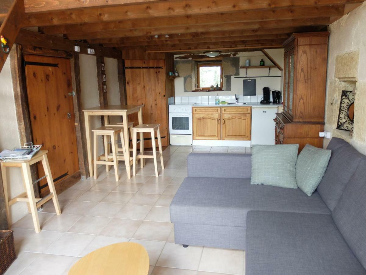 Bed and Breakfast Le Bon Coeur Ygrande Екстер'єр фото