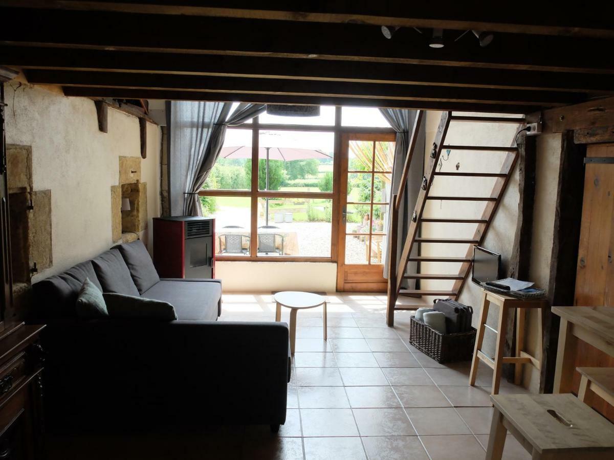 Bed and Breakfast Le Bon Coeur Ygrande Екстер'єр фото