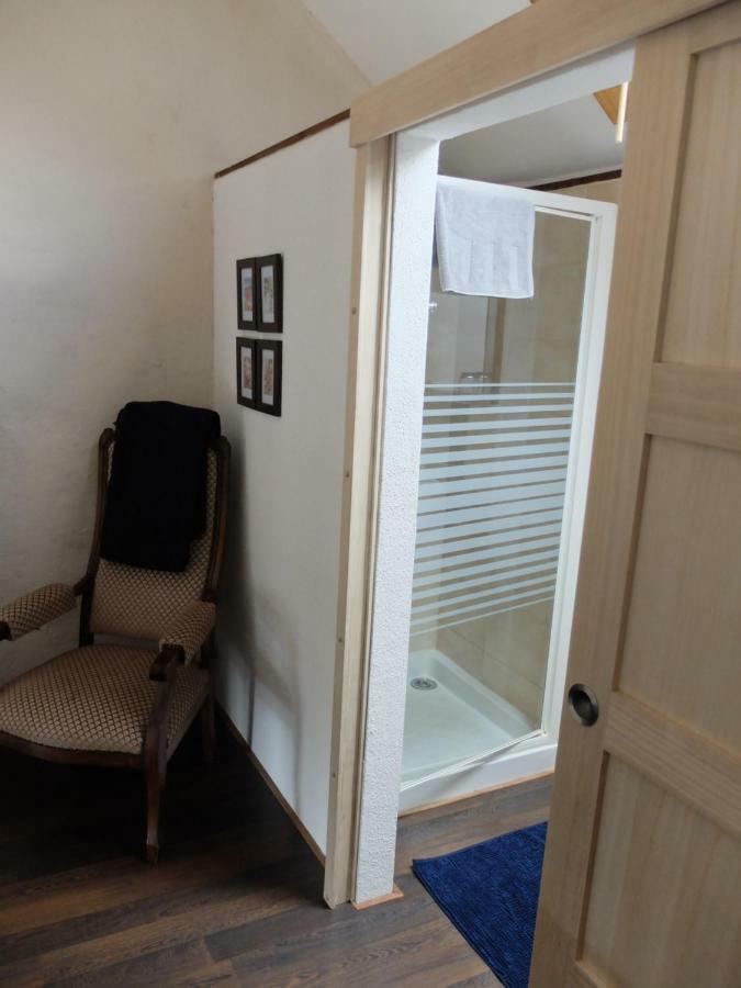 Bed and Breakfast Le Bon Coeur Ygrande Екстер'єр фото